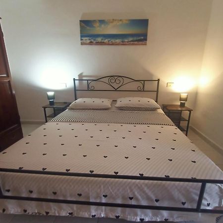 ואדה Agriturismo Il Cipresso מראה חיצוני תמונה
