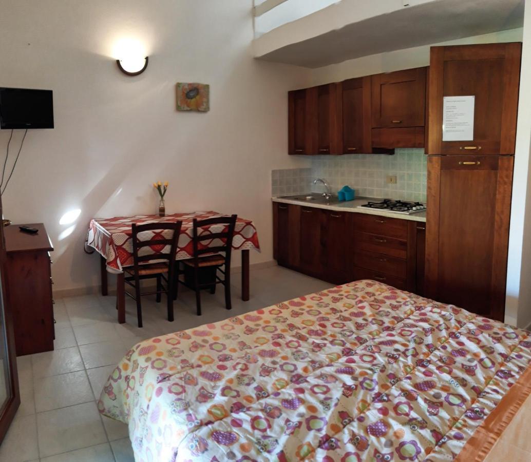 ואדה Agriturismo Il Cipresso מראה חיצוני תמונה