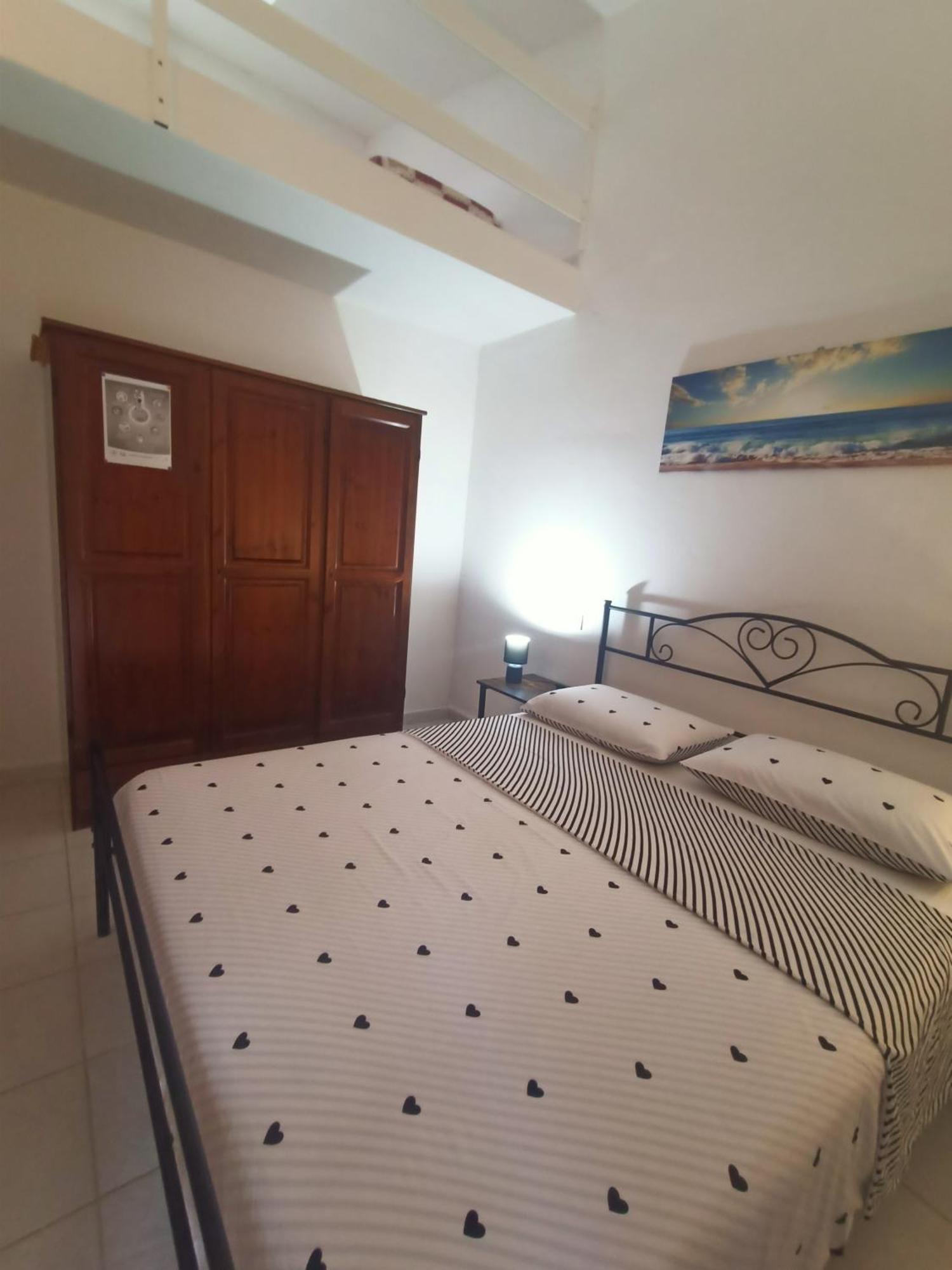 ואדה Agriturismo Il Cipresso מראה חיצוני תמונה