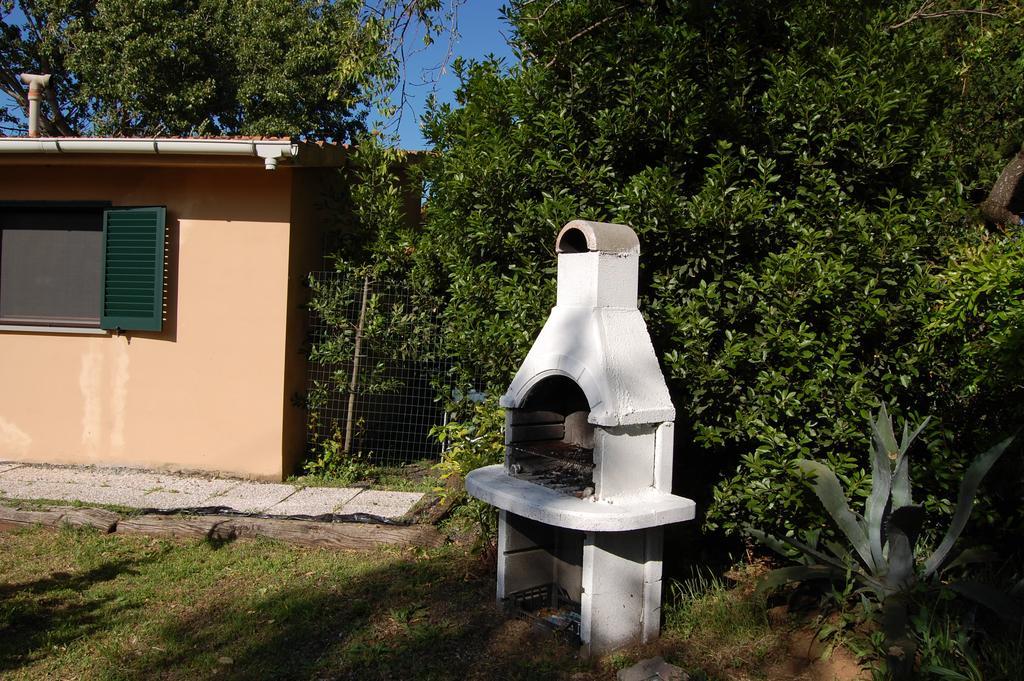 ואדה Agriturismo Il Cipresso מראה חיצוני תמונה